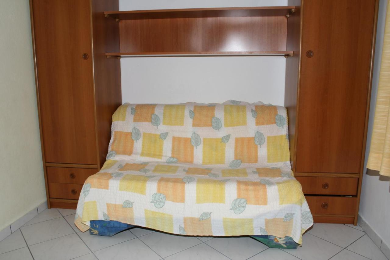 Apartments By The Sea Podgora, Makarska - 2615 Eksteriør billede